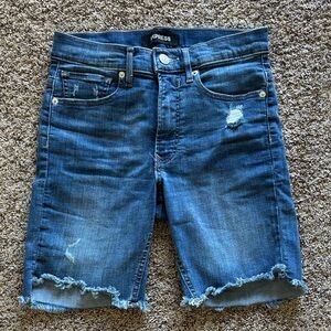 Express Bermuda shorts size 6